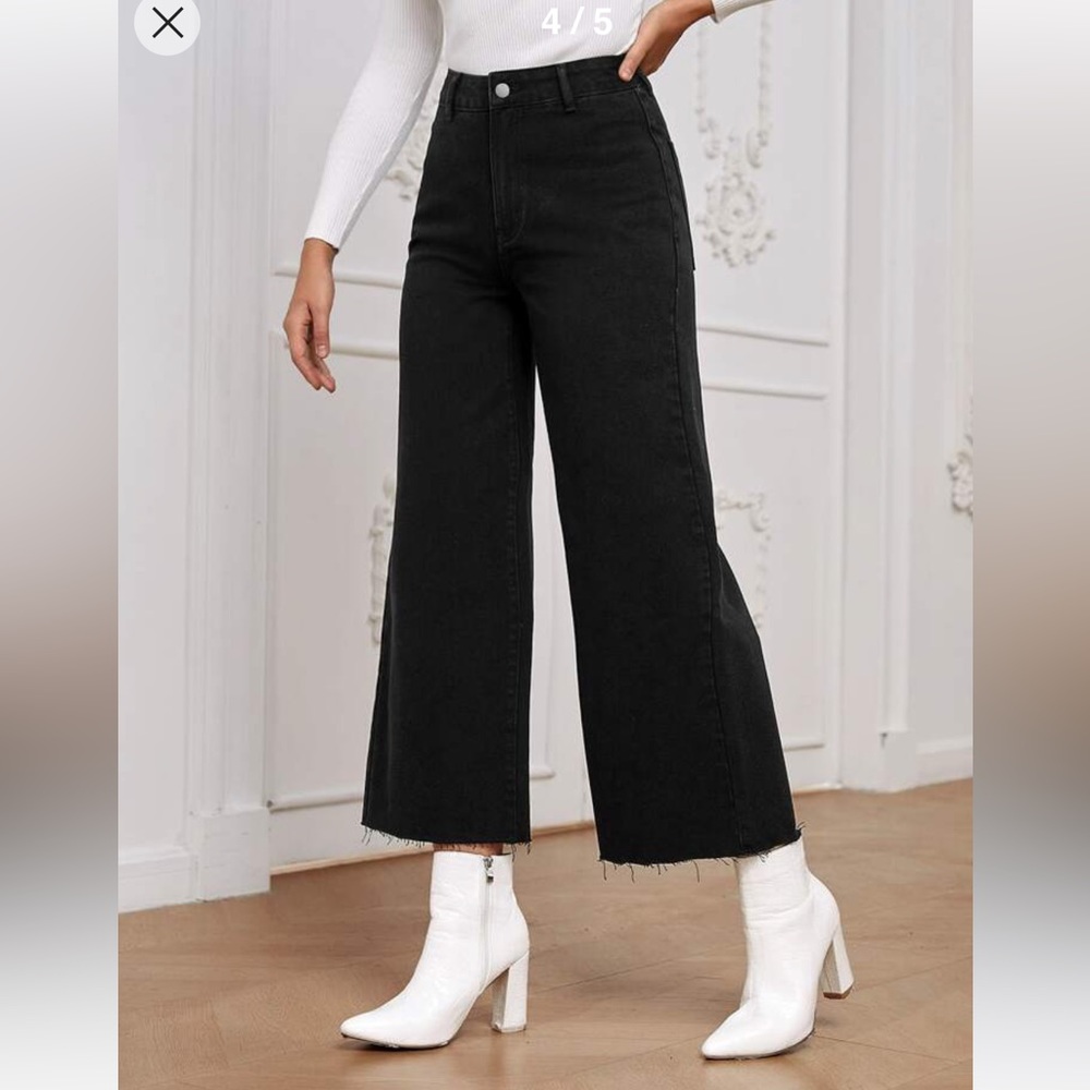 Black wide flare petite jeans - Picture 4 of 14